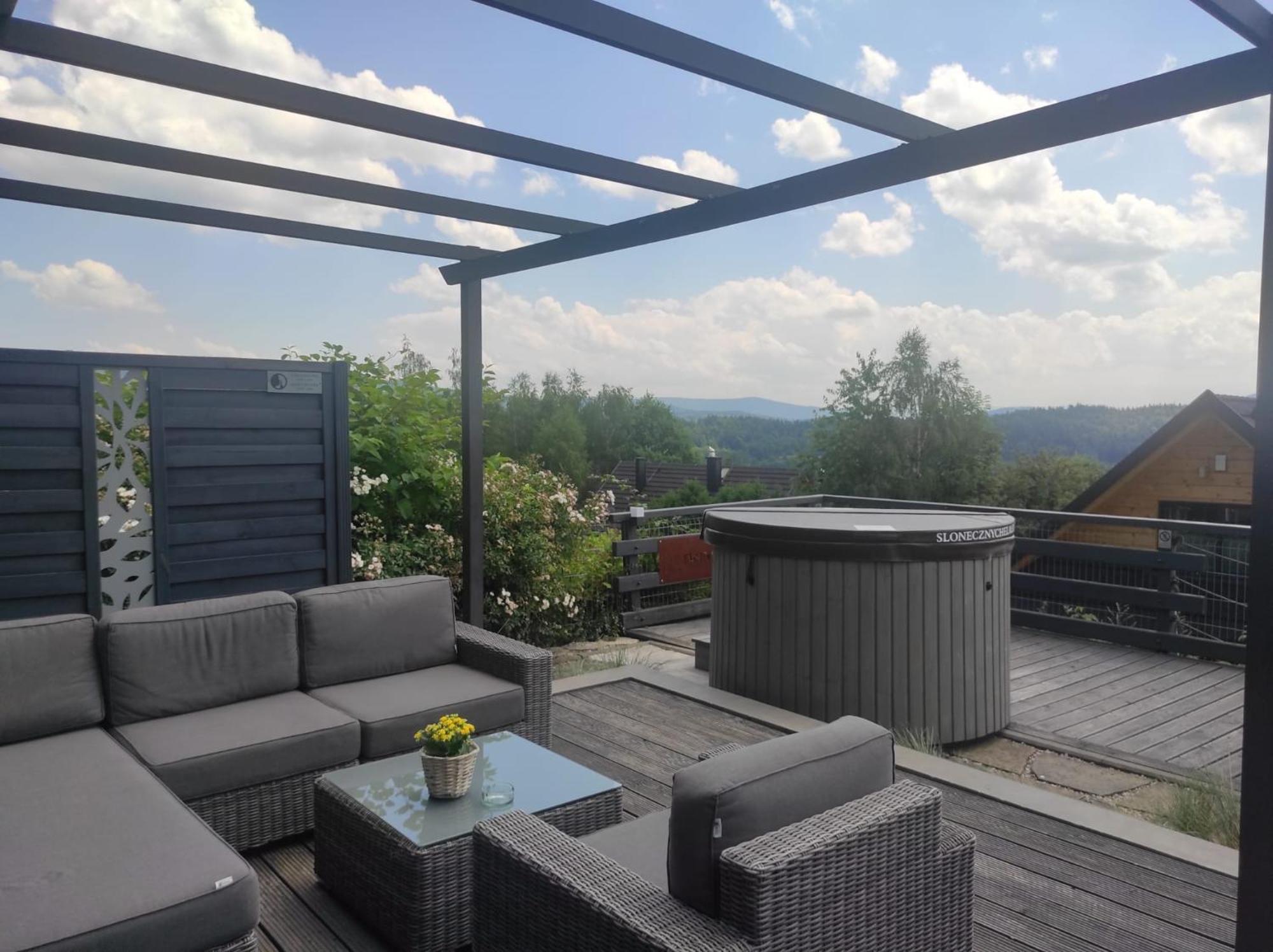 Sloneczny Chelm - Apartamenty W Gorach, Prywatna Sauna Jacuzzi Balia W Cenie, Spa, Grill, Stok Narciarski Myslenice, Sciezki Rowerowe, Rzeka Raba, Widok Na Tatry エクステリア 写真